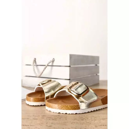 OVERSIZED BUCKLE SOFT FOOTBED SANDALS